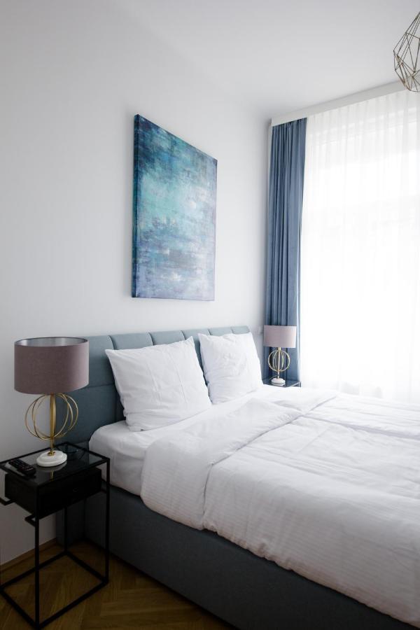 Studio Apartments Opera - Mai'S Apartments Wien Eksteriør bilde