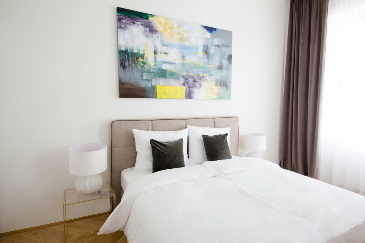 Studio Apartments Opera - Mai'S Apartments Wien Eksteriør bilde