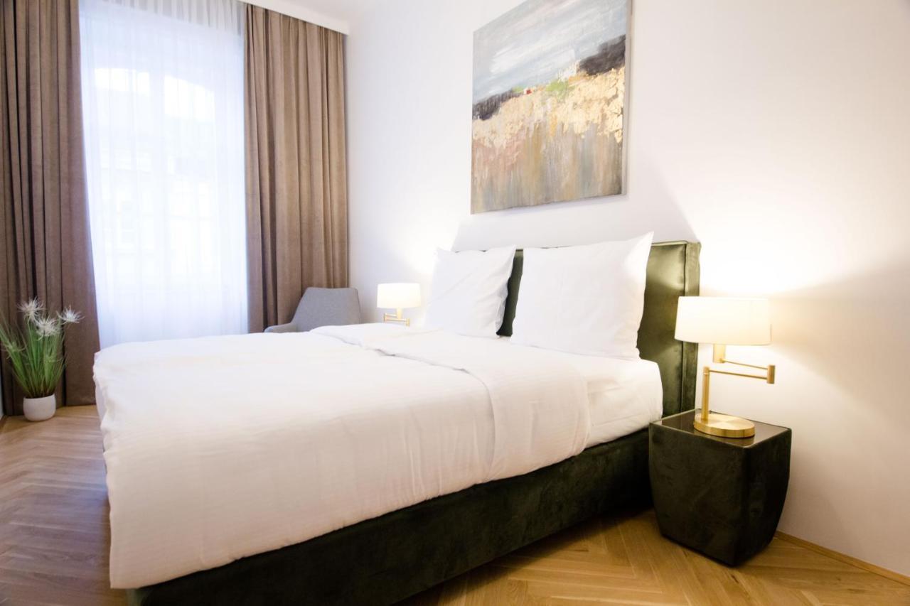 Studio Apartments Opera - Mai'S Apartments Wien Eksteriør bilde